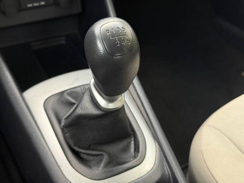 kia rio 5-door 2014 KNADM5A36E6346356 image kia rio 5-door 2014 KNADM5A36E6346356 image